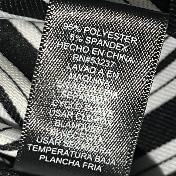 MLLE GABRIELLE Dress Size XL Vertical Stripes Adjustable 3/4 Sleeves - Picture 9 of 12